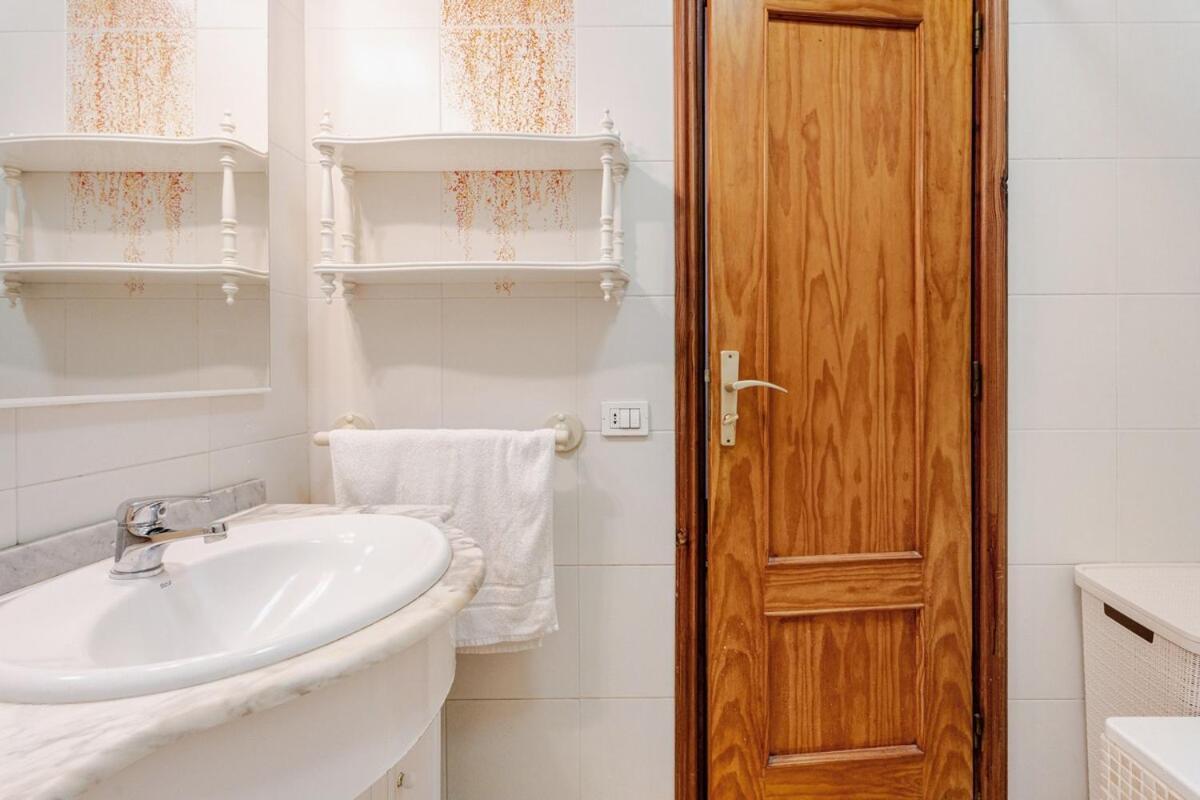 La Marina Apartment *